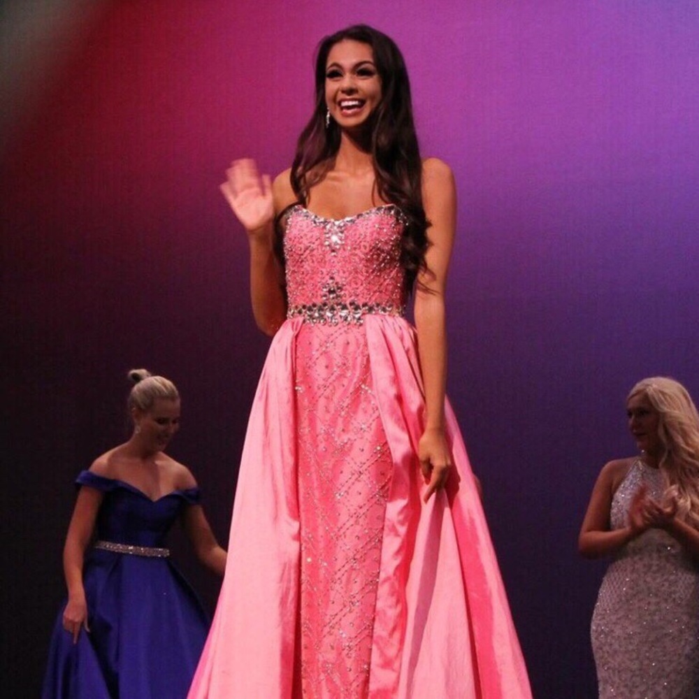 Size 2 Jonathan Kayne Prom or Pageant Dress